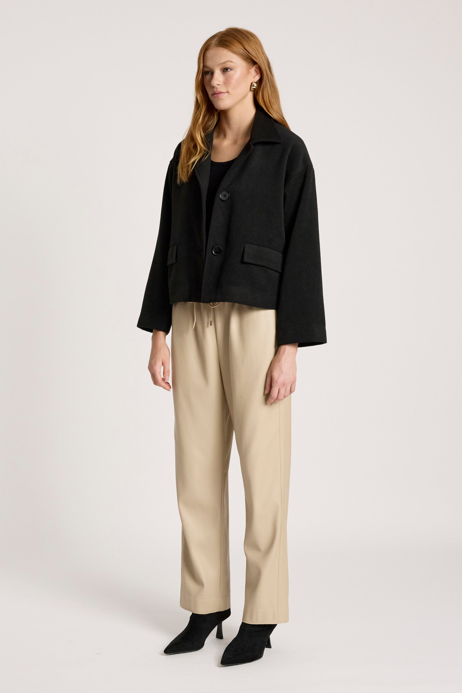 Wanderer Crop Jacket - Black