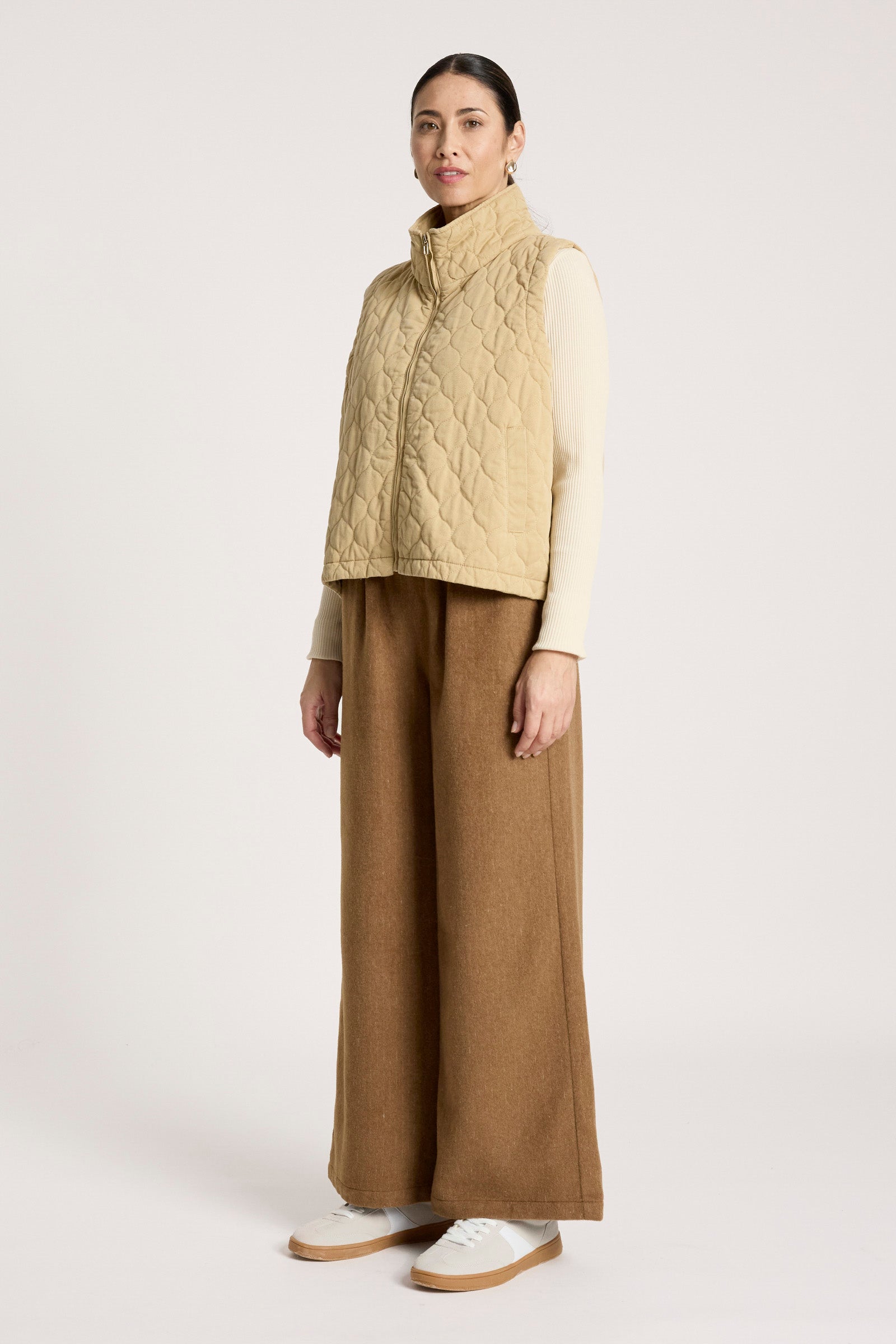 Sansi Quilted Crop Vest - Dune