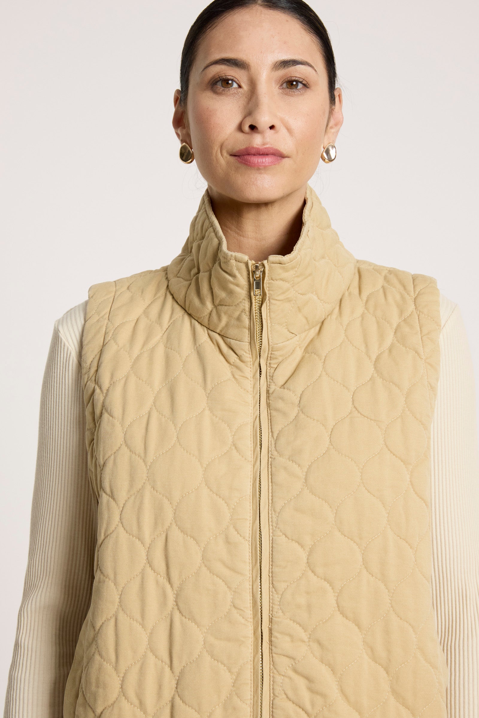 Sansi Quilted Crop Vest - Dune