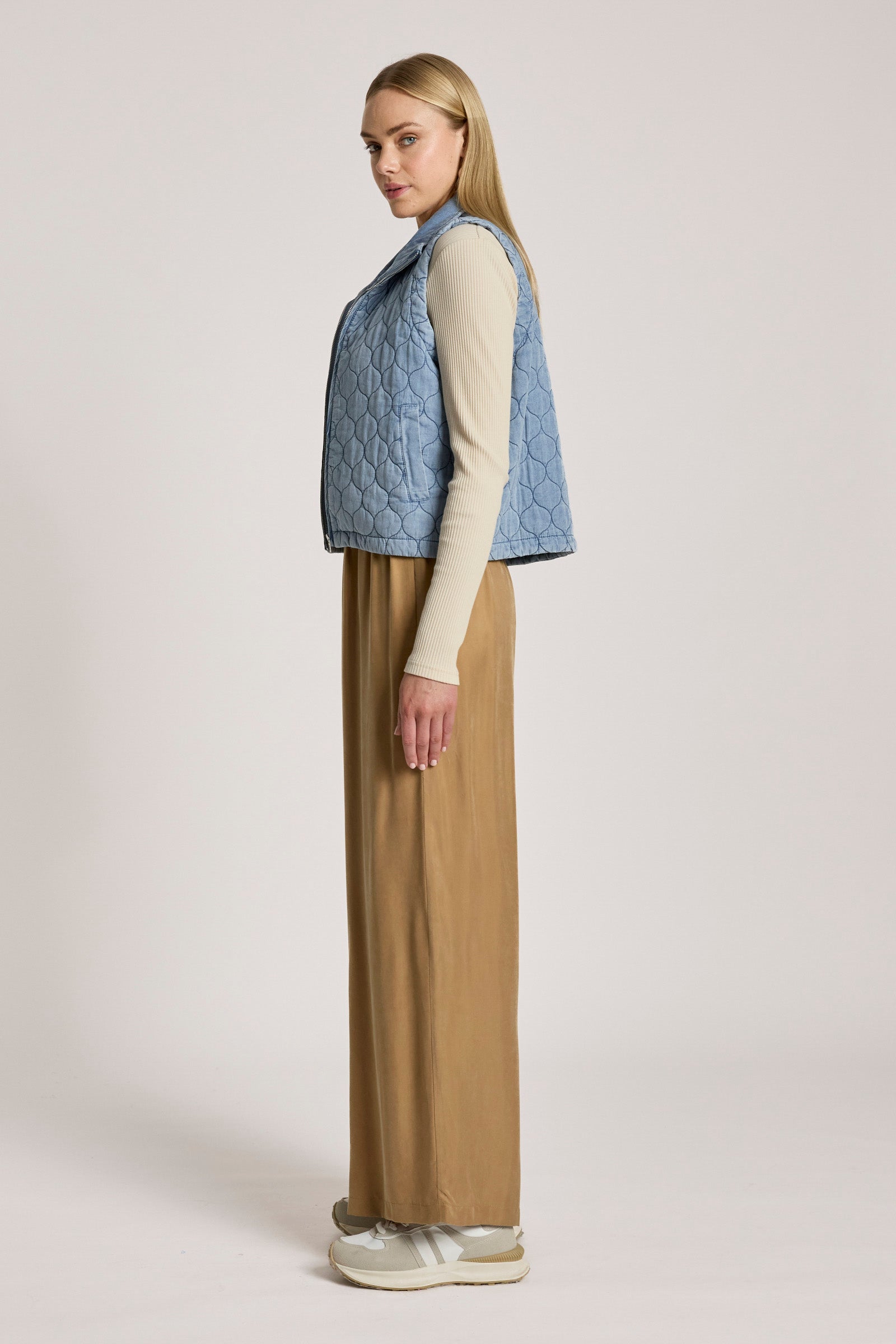 Sansi Quilted Crop Vest - Denim