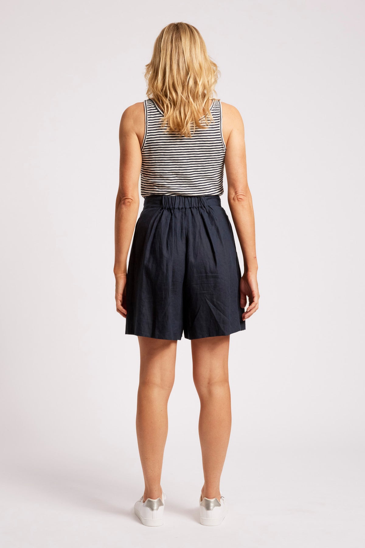 Cove Short - Indigo