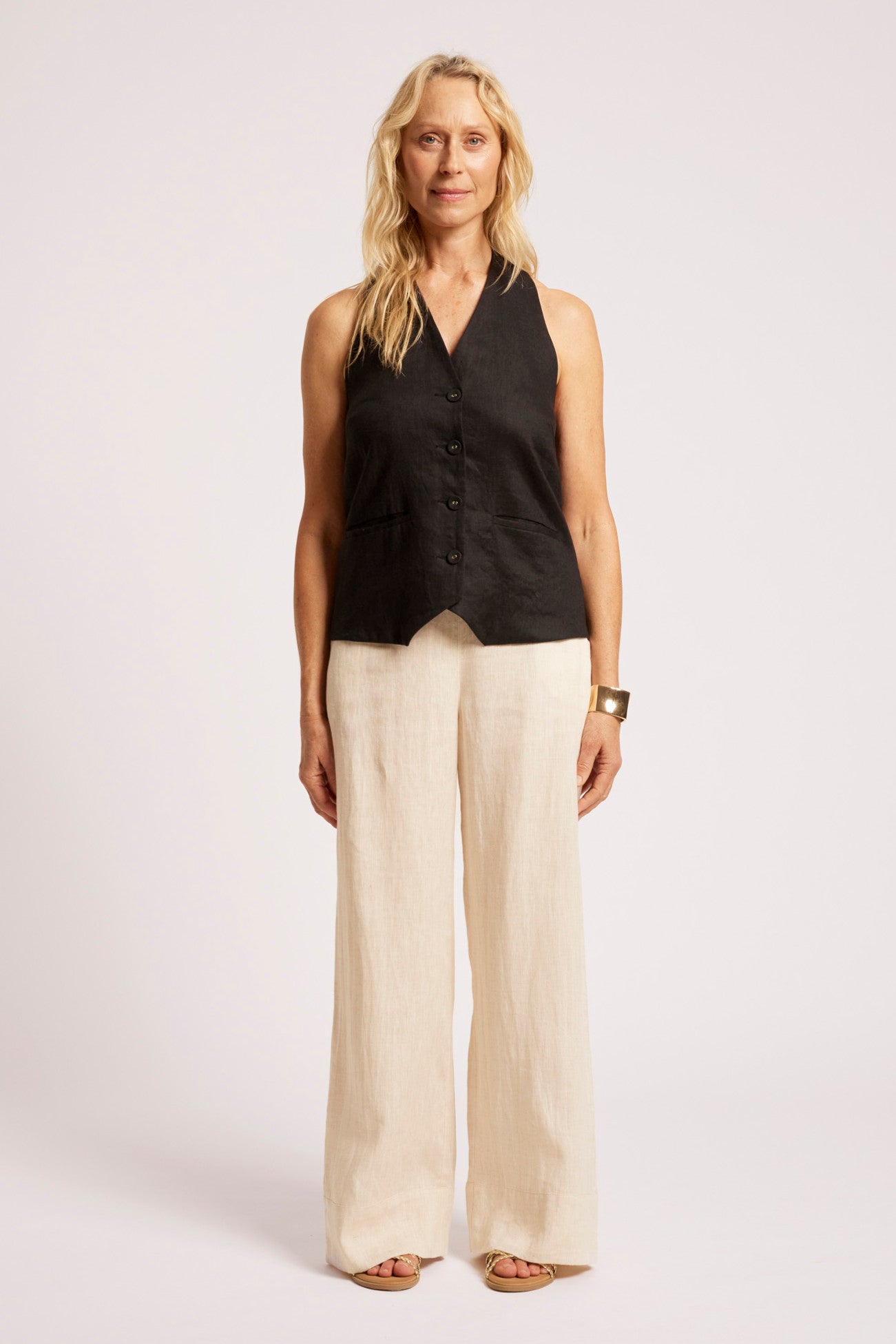 Maris Halter Vest - Black