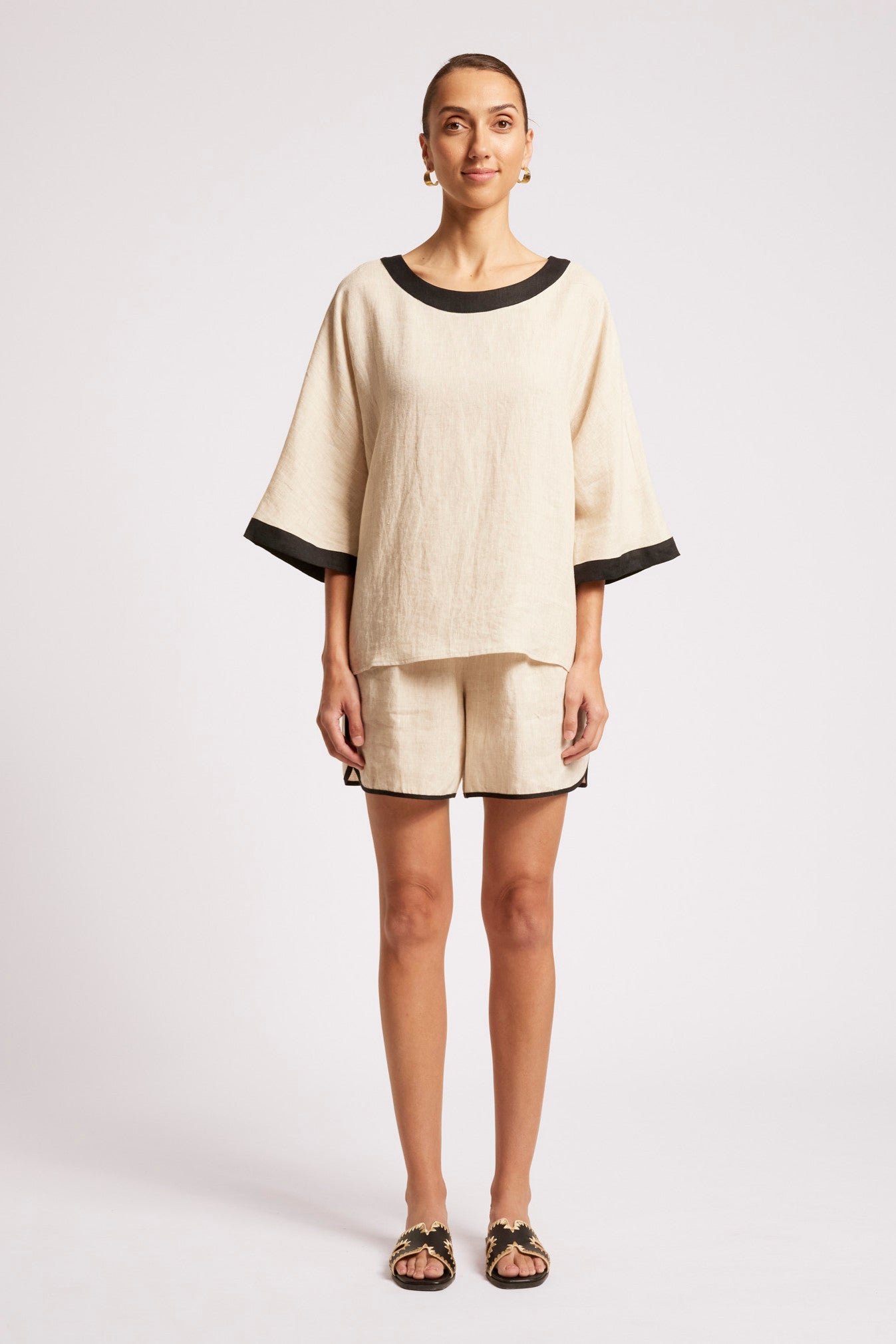 Maris Relaxed Splice Top - Tusk / Black