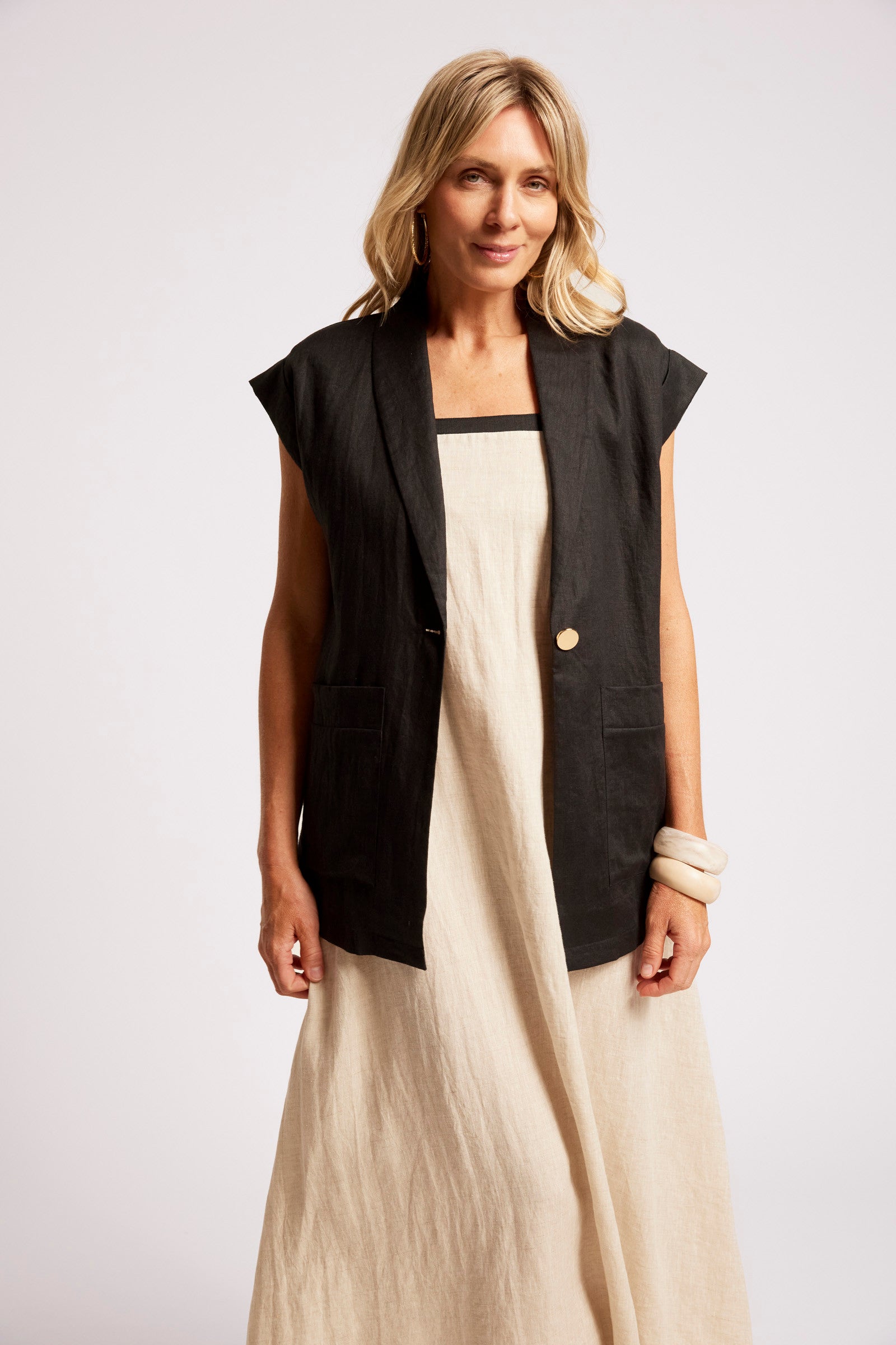 Maris Blazer Vest - Black