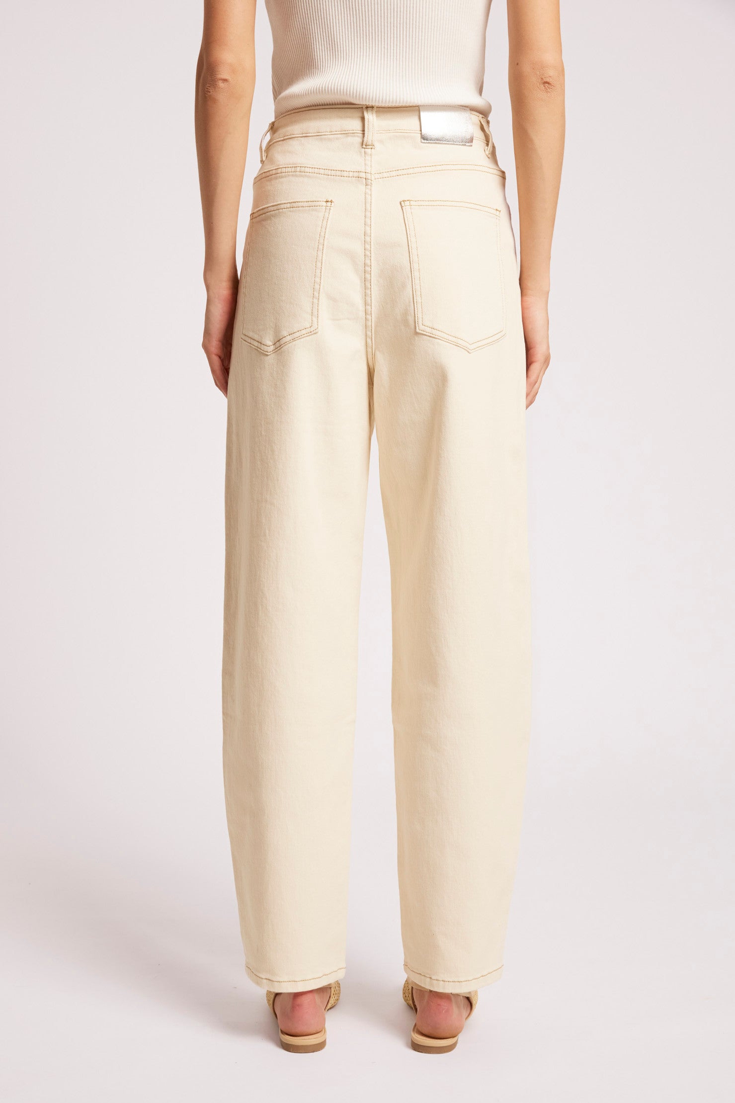Maris Barrel Denim Jean - Clay