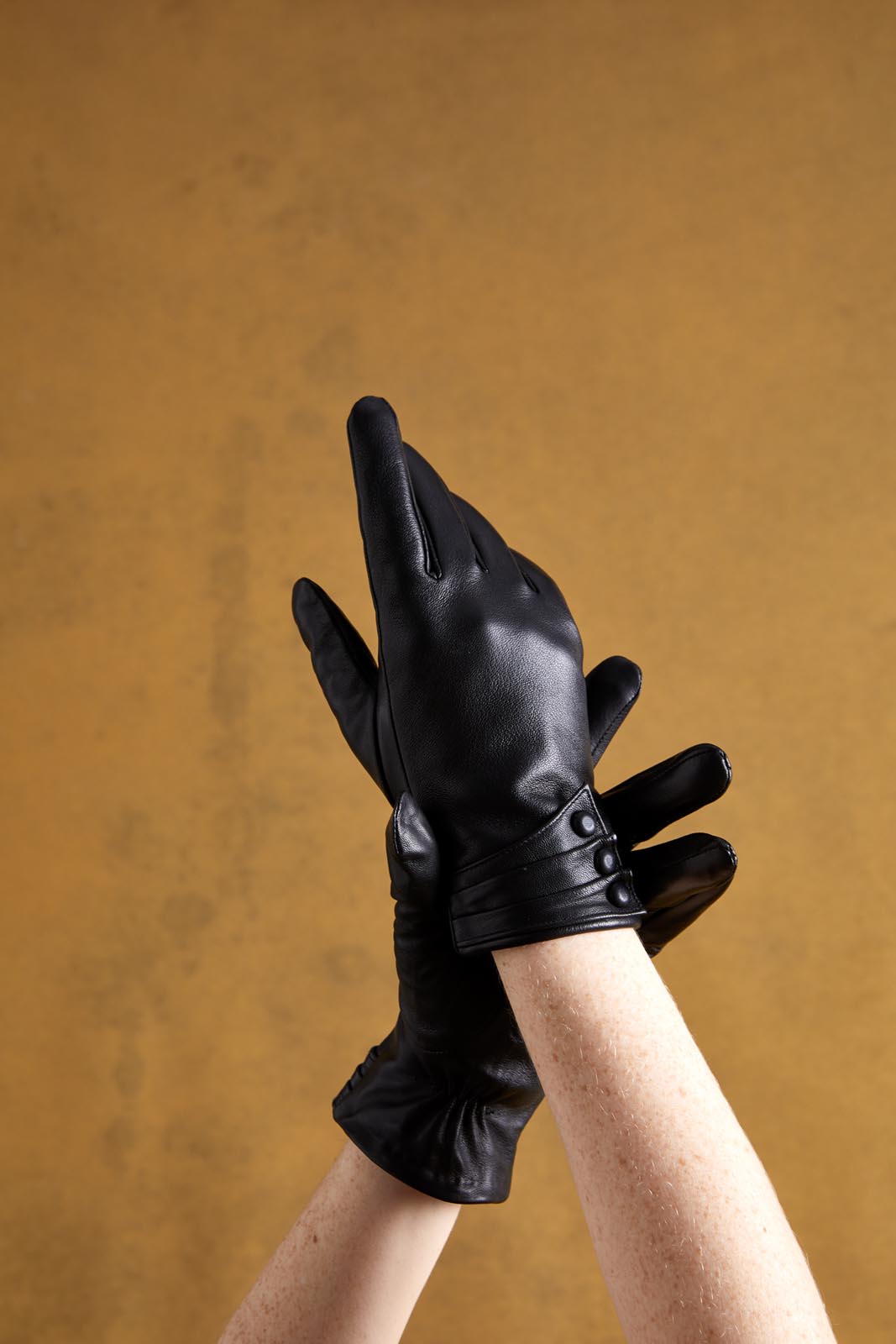 Mona Glove - Black - eb&ive Glove