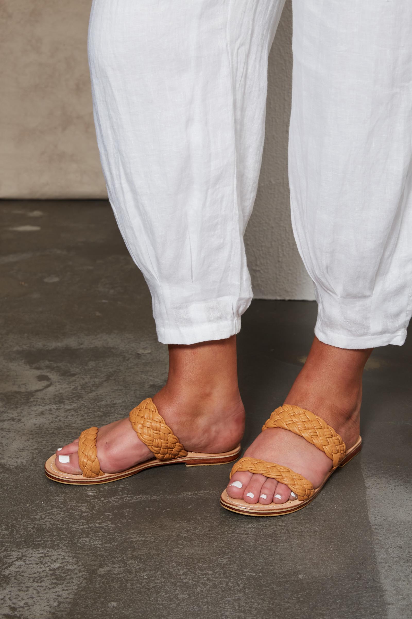 Lotus sandals discount