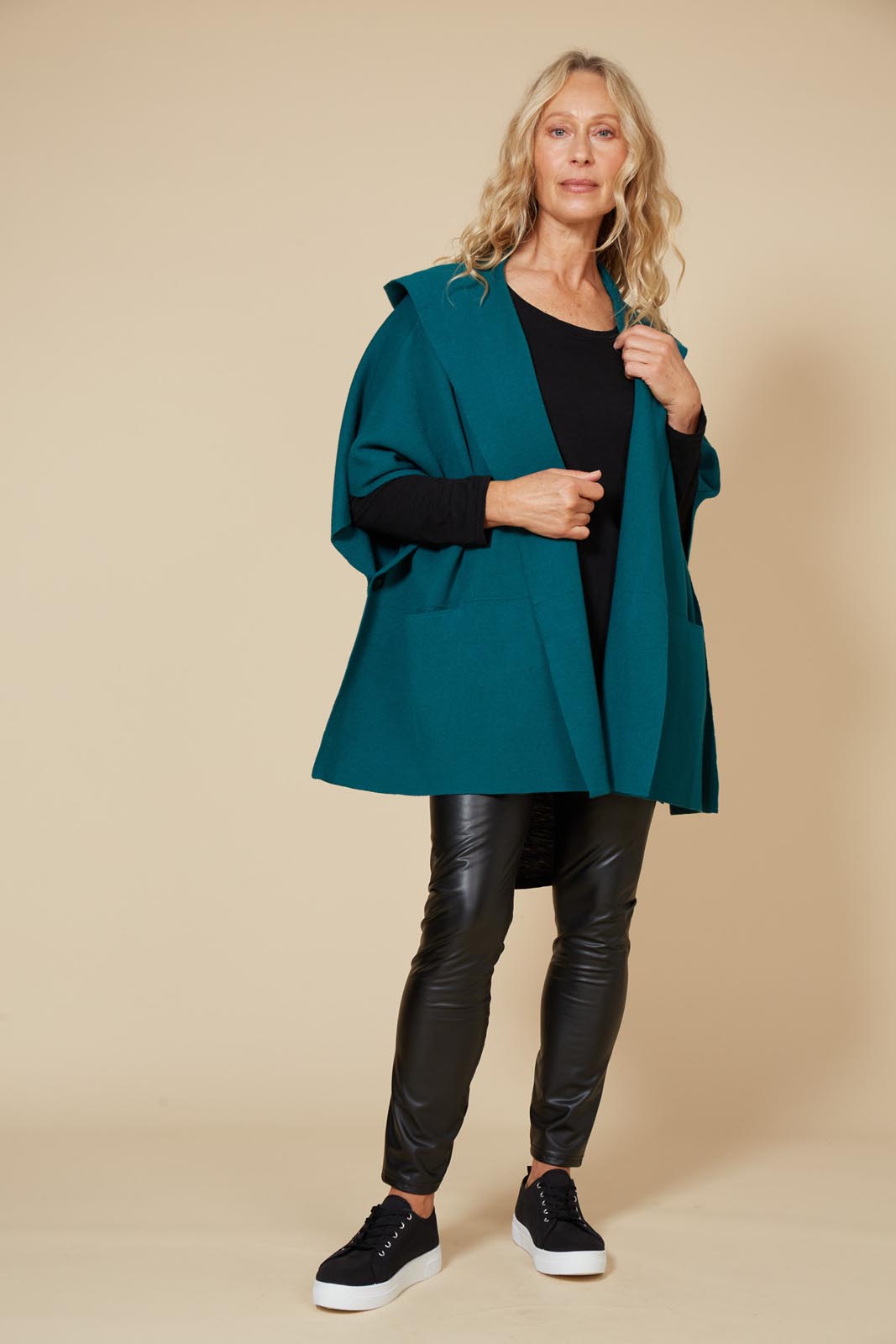 Kit Cape - Teal - eb&ive Clothing - Knit Cape One Size